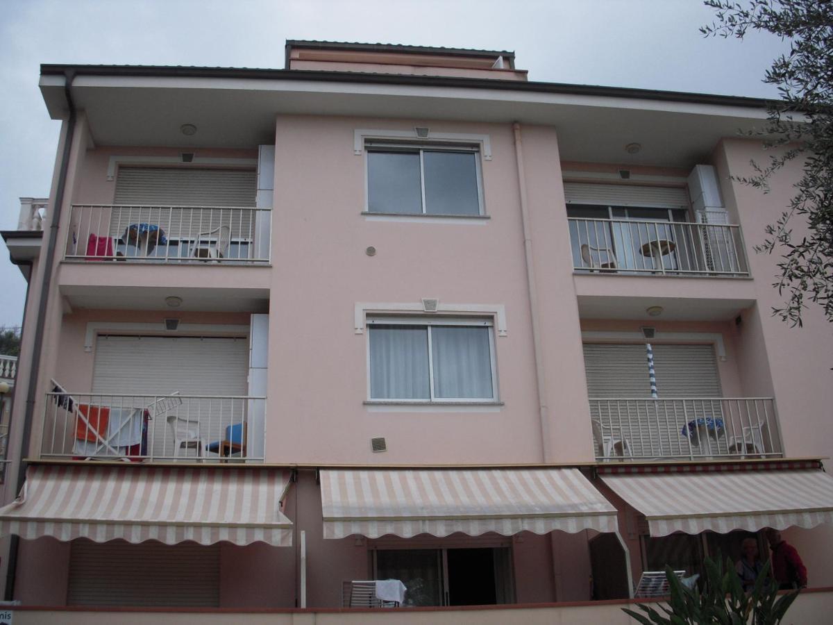 Residence Hotel Edy Imperia Exterior photo